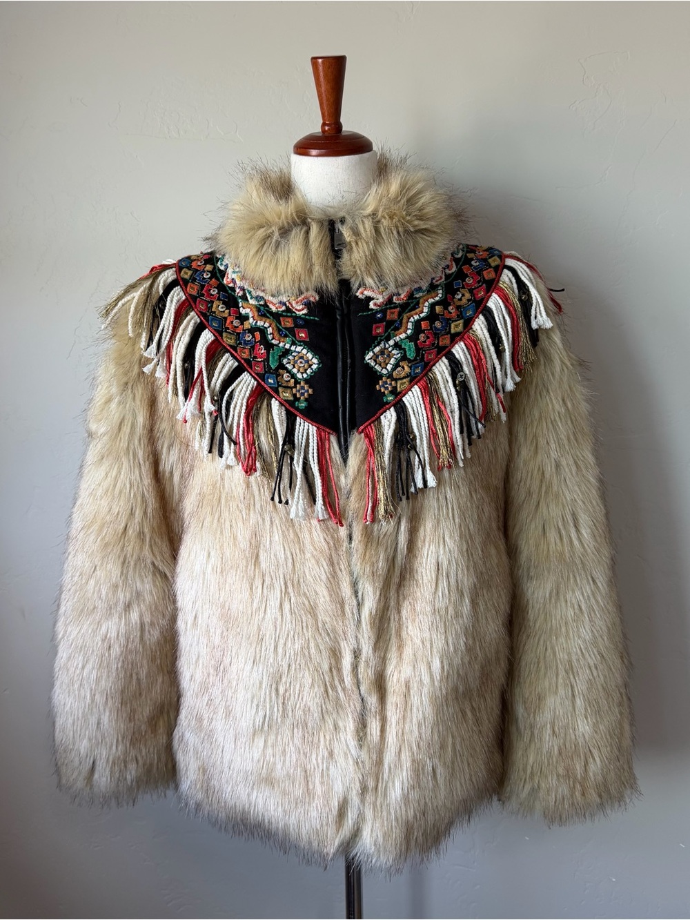 Zara Woman faux fur jacket coat with fur collar and fringe. Size M